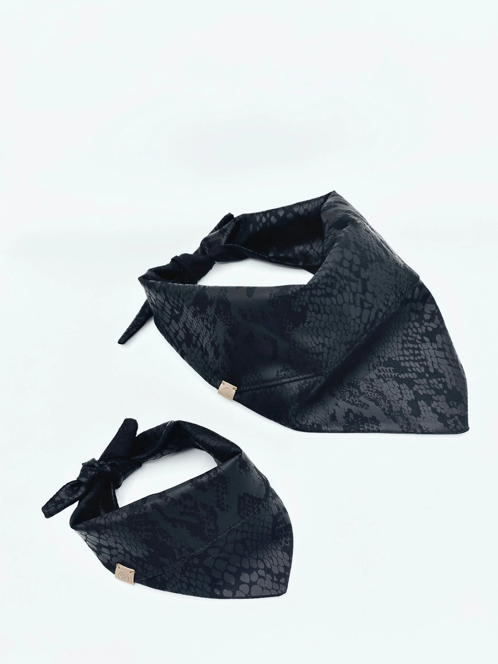'Andy' Reversible Pet Bandana 1 - MiniPaw Luxe