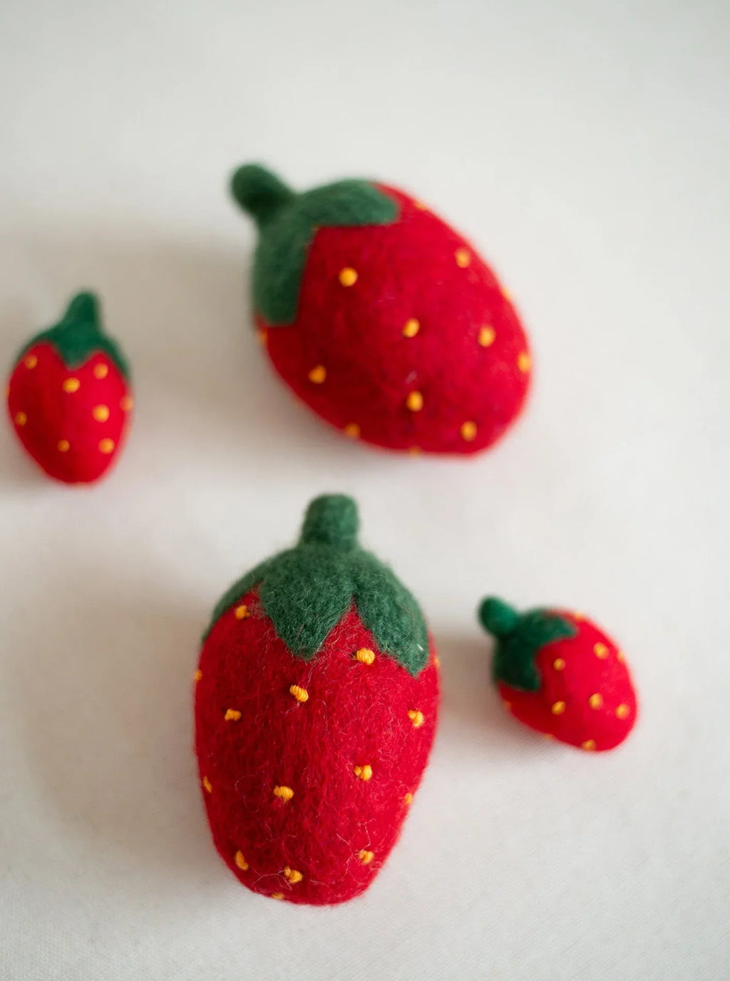 Kitty Strawberries 3 - MiniPaw Luxe