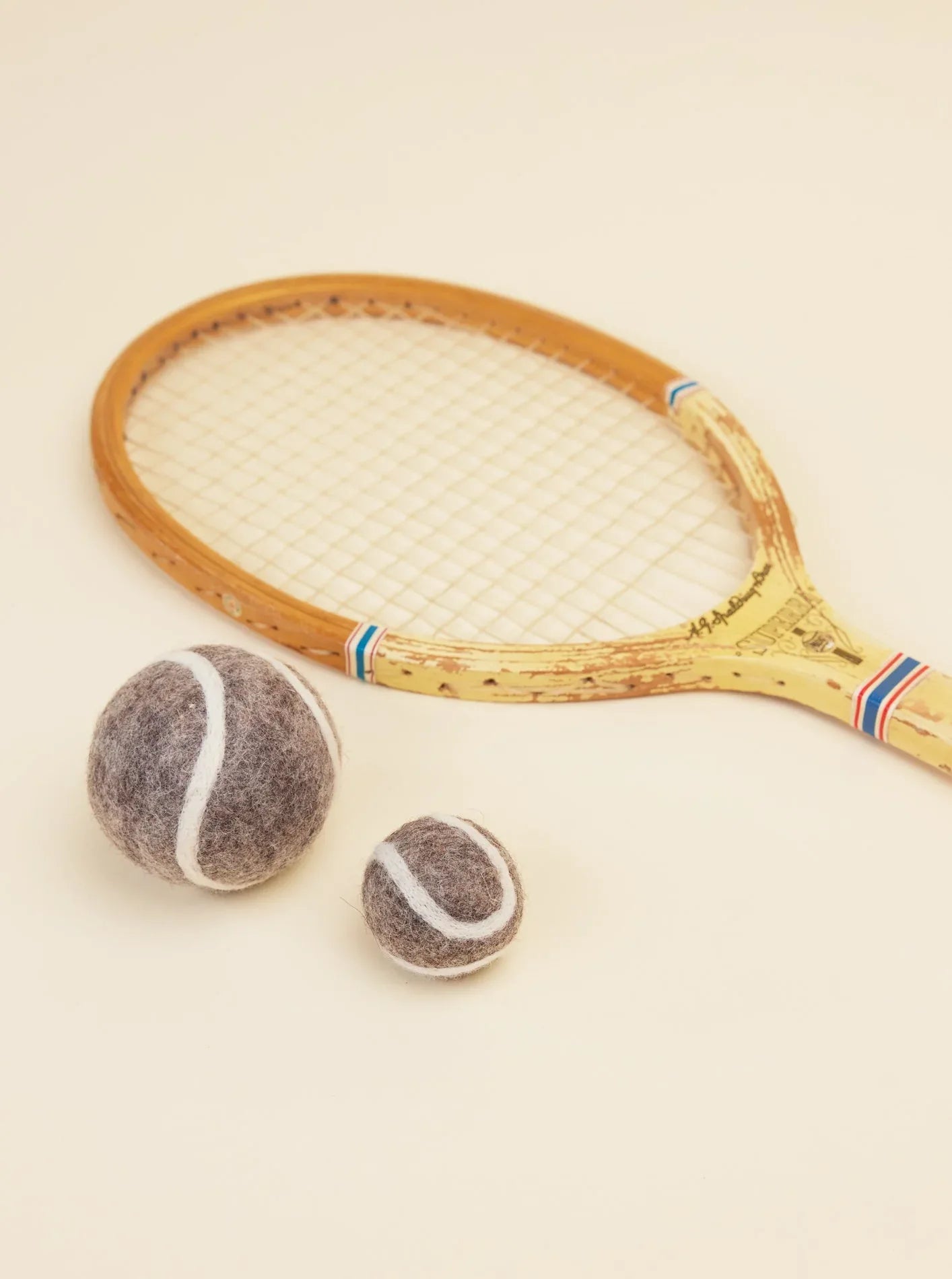 Kitty Tennis Ball 7 - MiniPaw Luxe