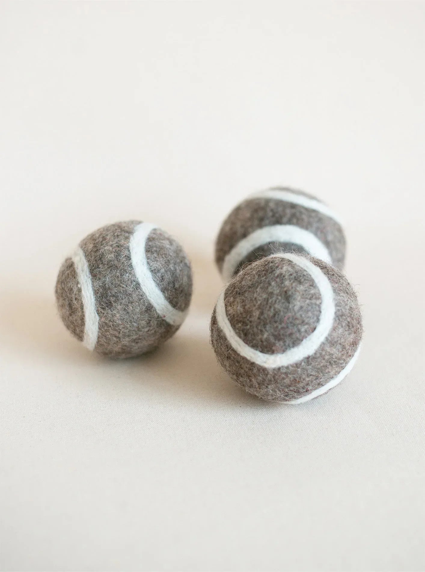 Kitty Tennis Ball 9 - MiniPaw Luxe
