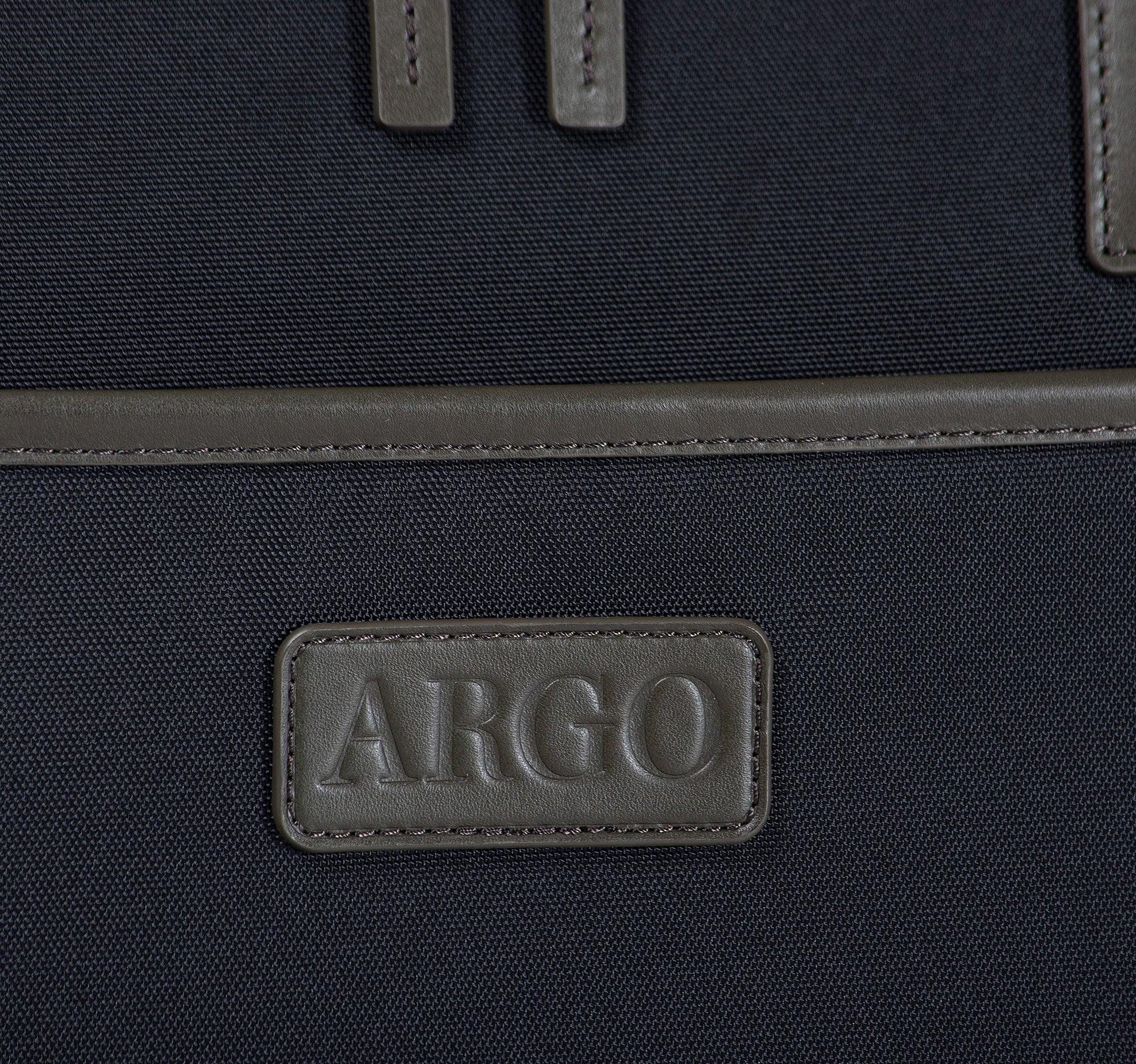 Pawsport To Adventure Pet Carrier 30 - MiniPaw Luxe