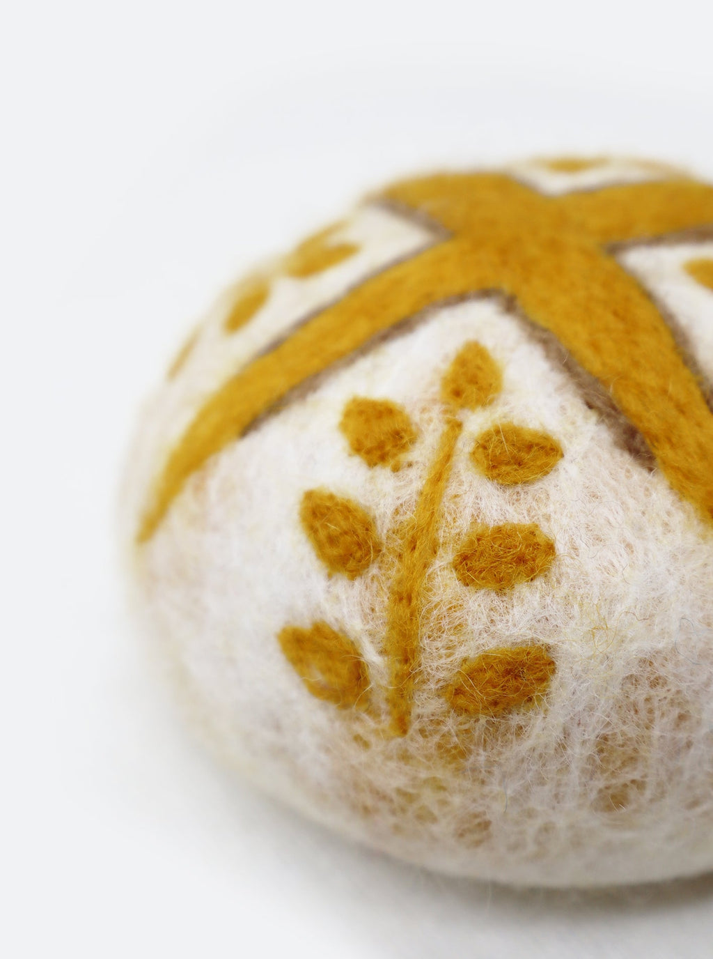 SOURDOUGH LOAF WOOL DOG TOY