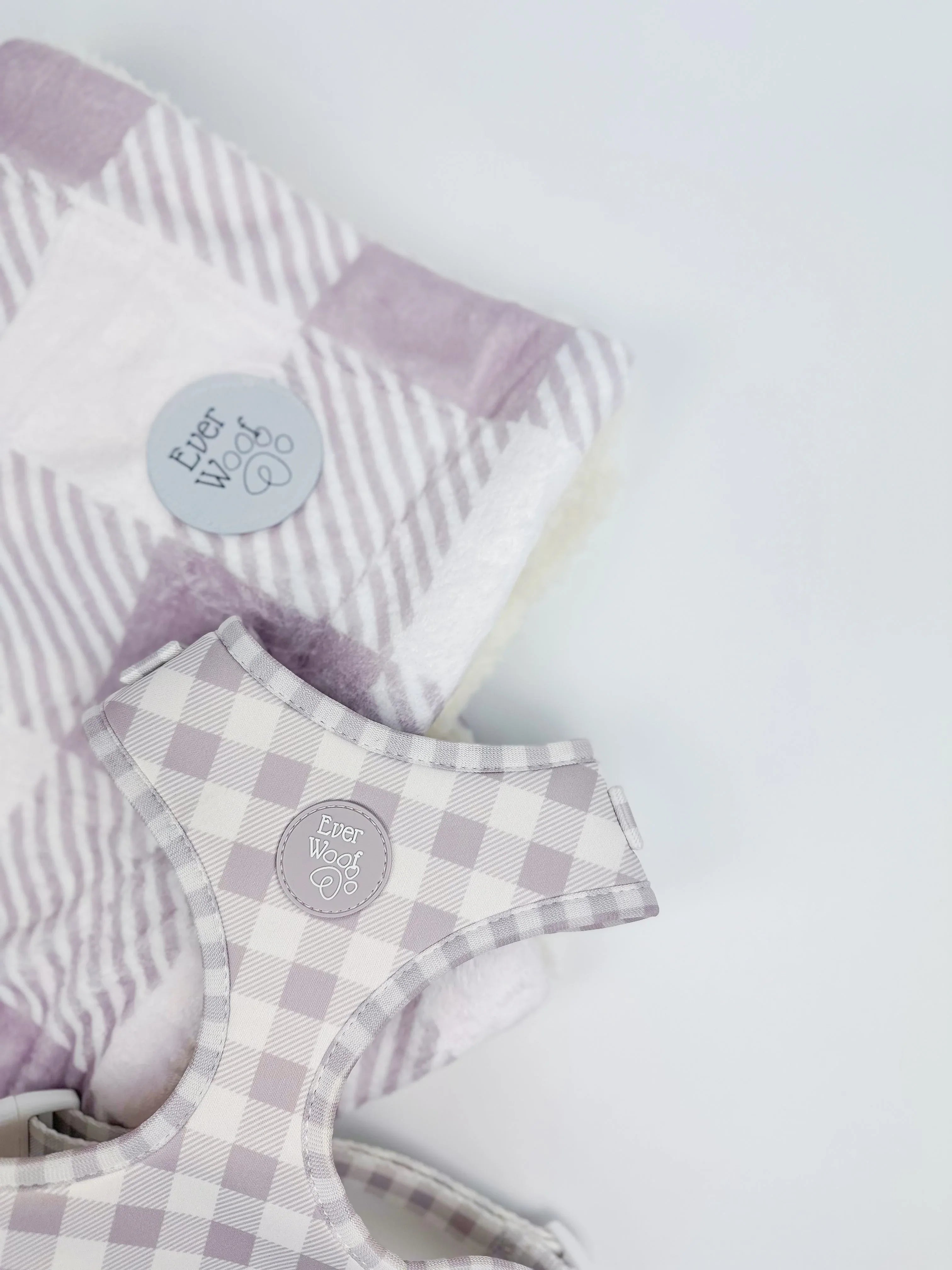 Sugar Plum Dog Blanket 4 - MiniPaw Luxe