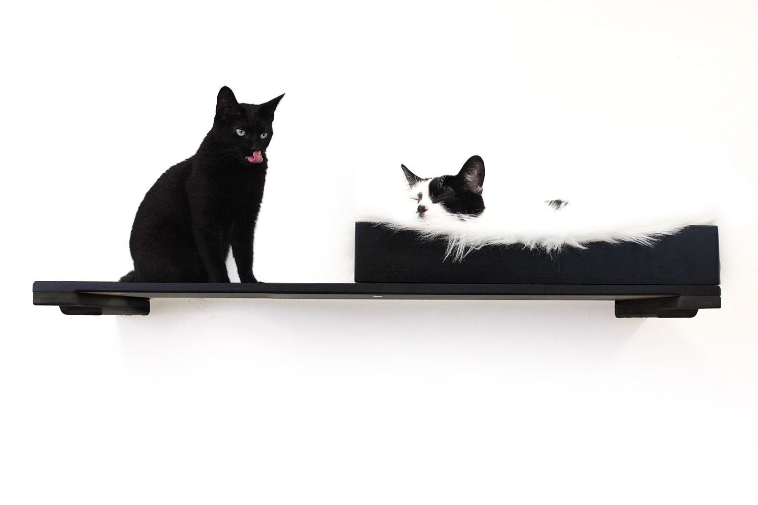 The Cat Nest Bed
